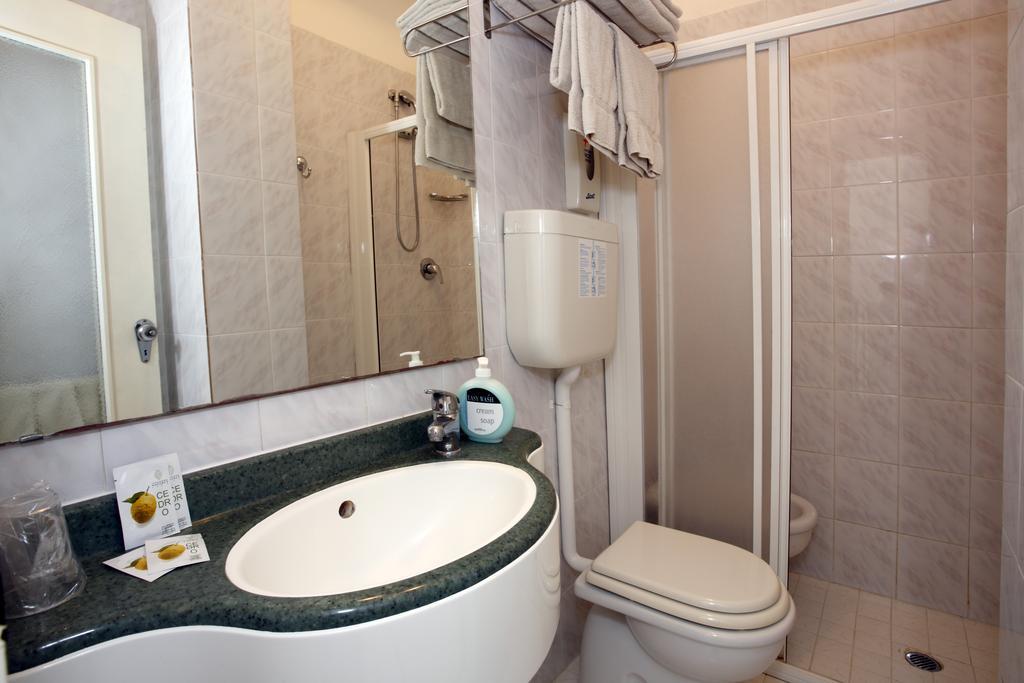 Hotel Vannini Rimini Kamer foto